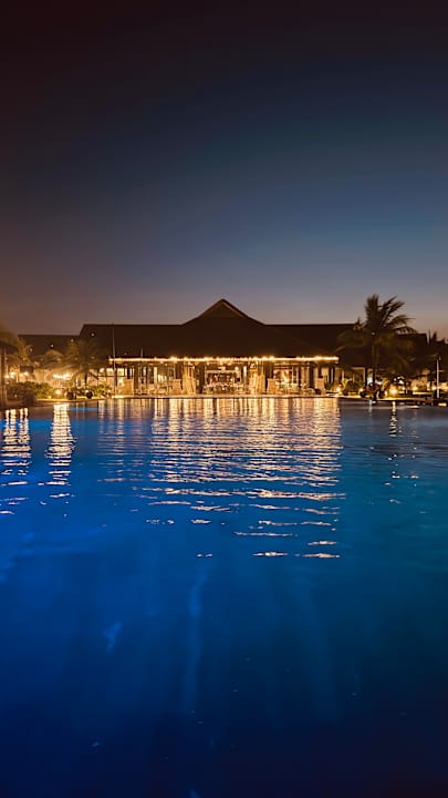 Pool ROBINSON NAM HOI AN