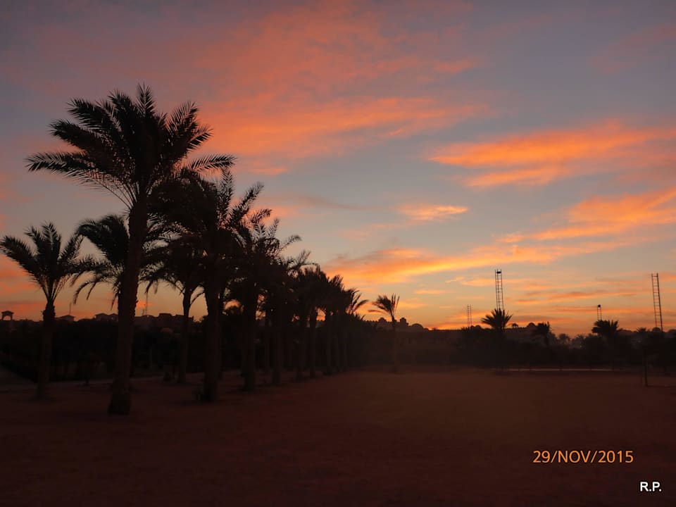 Pensee Pensée Royal Garden Beach Resort
