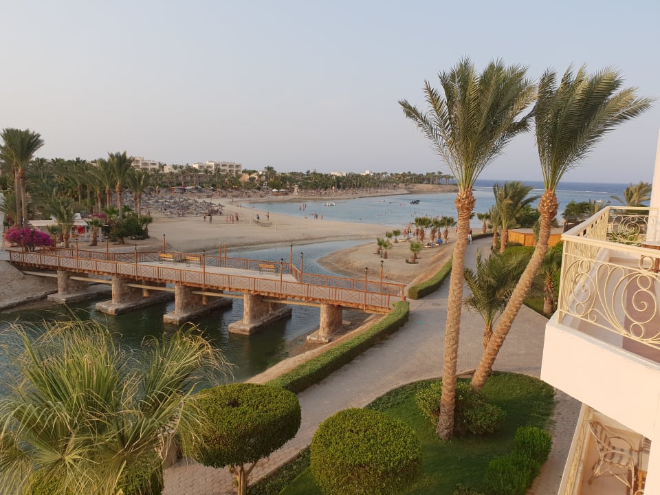 Strand Brayka Bay Resort