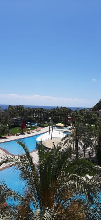 Ausblick Arum Barut Collection