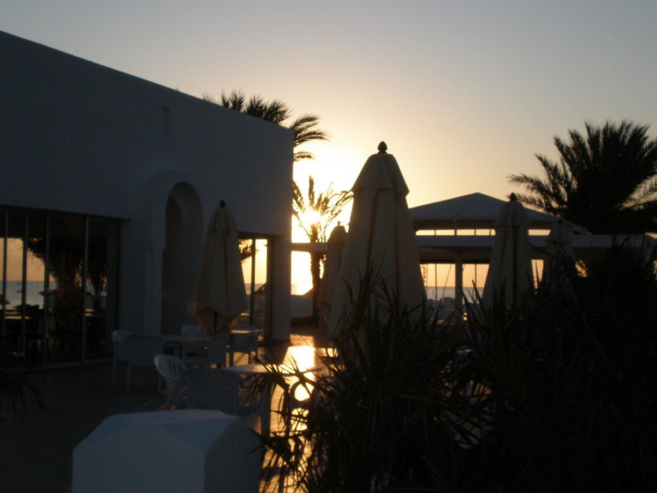 Sonnenaufgang Poolbar Calimera Yati Beach