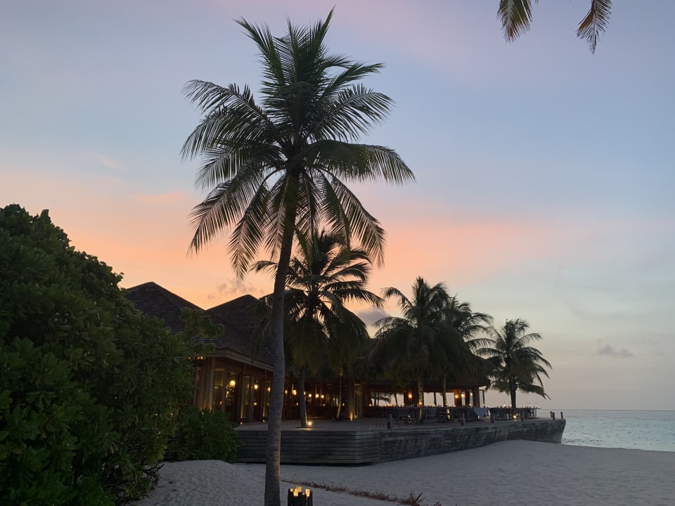 Außenansicht Hurawalhi Island Resort Maldives