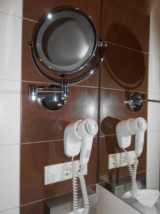 Badezimmer Grand Palace Hotel Hannover