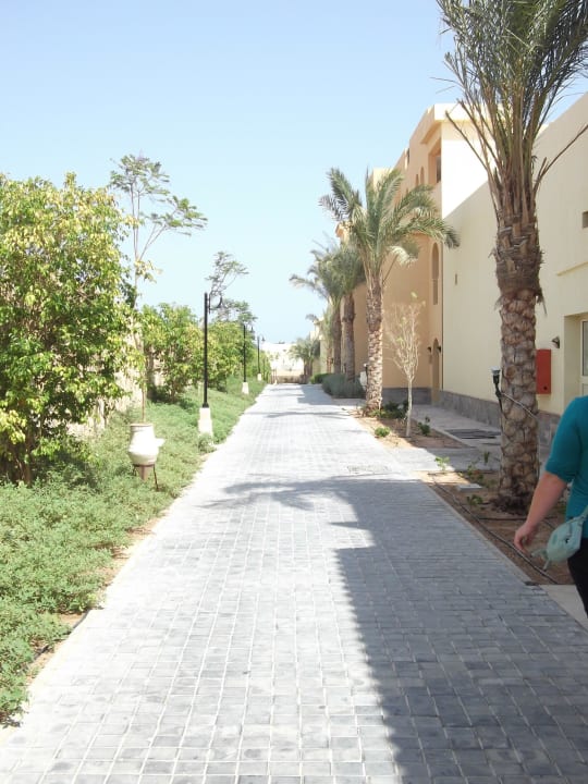 Der Weg hinter den Gebäuden Stella Garden Resort & Spa, Makadi Bay