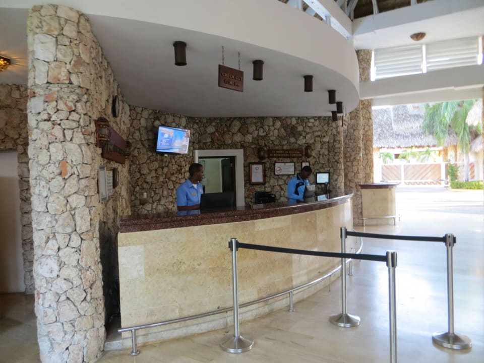 Die Rezeption Hotel Viva Dominicus Beach by Wyndham - All Inclusive Resort