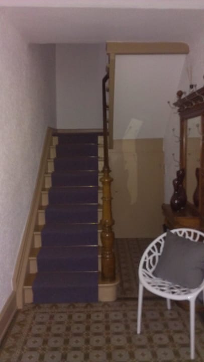 Treppenhaus Rebstöckel Gästehaus WeinHof & Vinothek