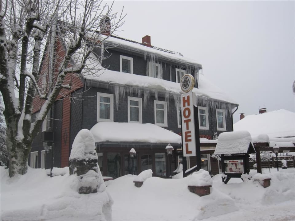 Hotel im Winter Hotel Zellerfelder Hof
