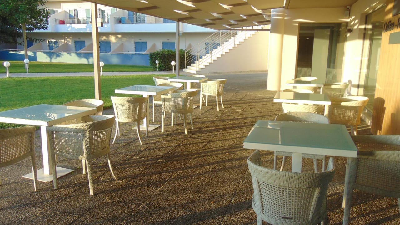 Gastro Paradise Resort