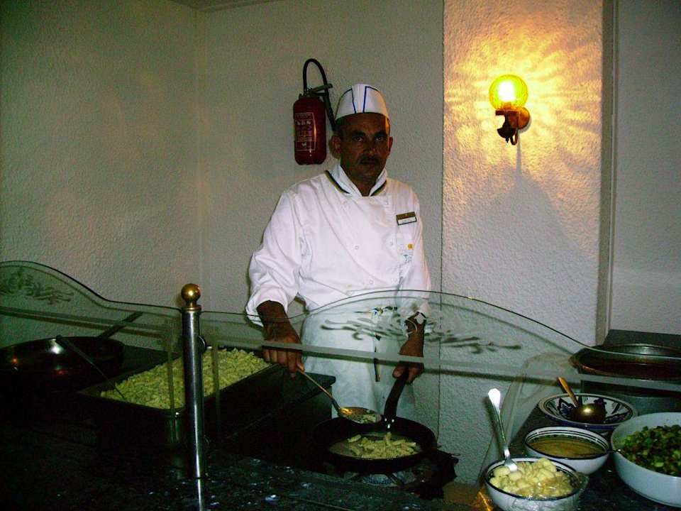 Nudeln zum Mittag- oder Abendessen Hotel El Fell Resort & Spa