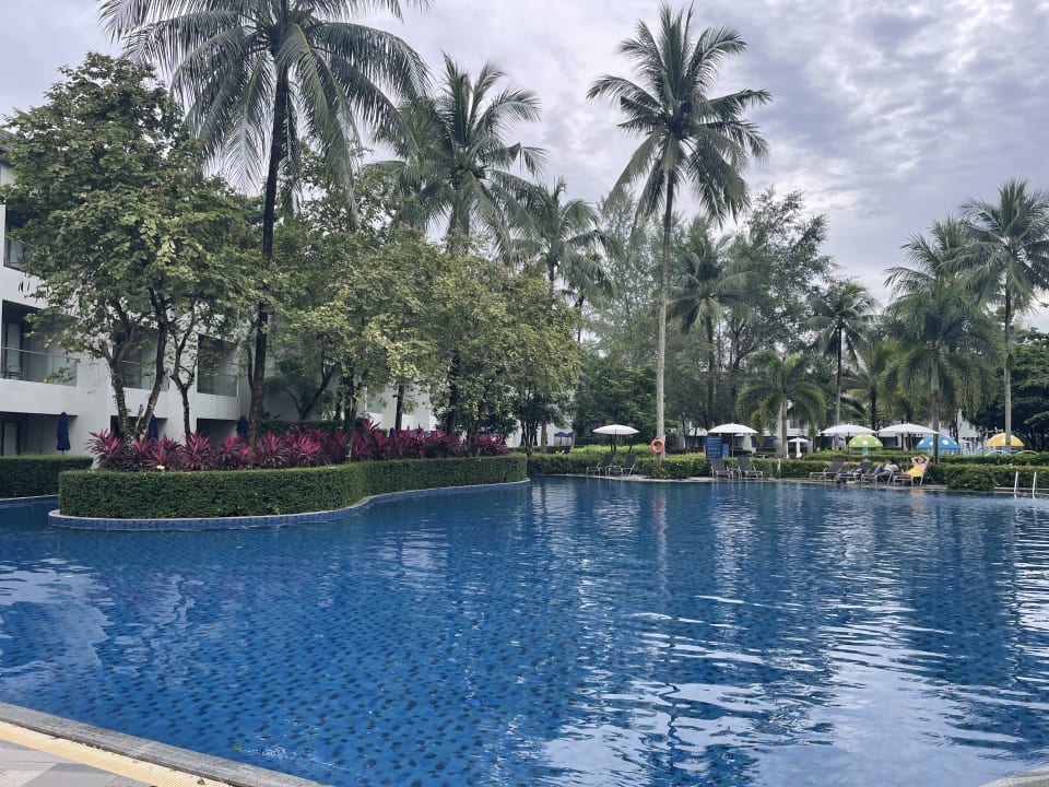 Pool X10 Khaolak Resort