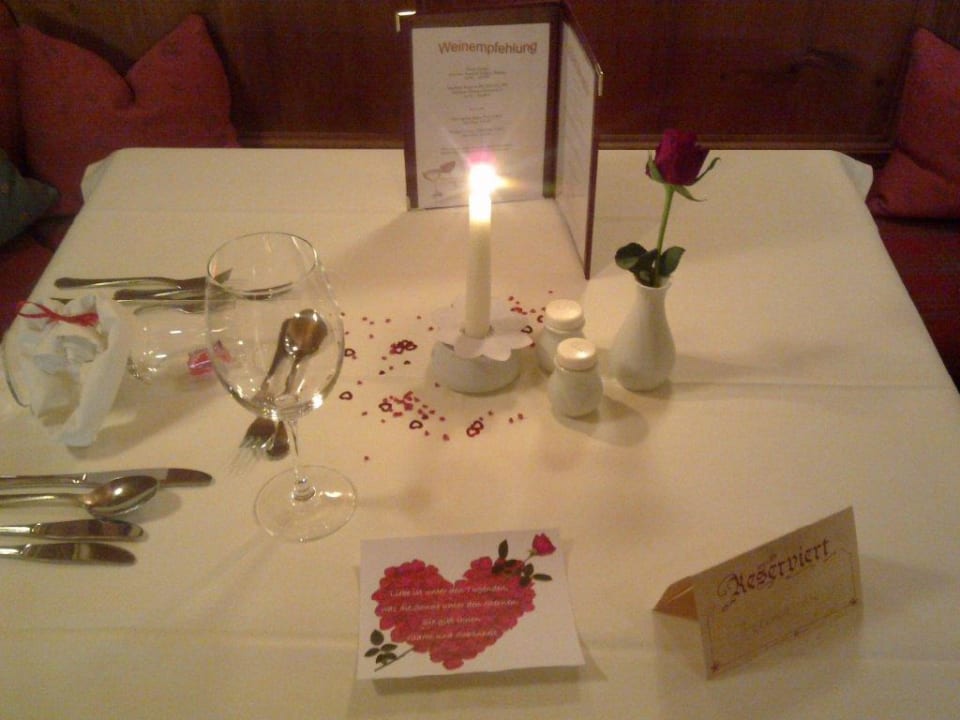 Valentinestag Tisch  am 14. Febr.  2013 im Olympia Hotel Olympia