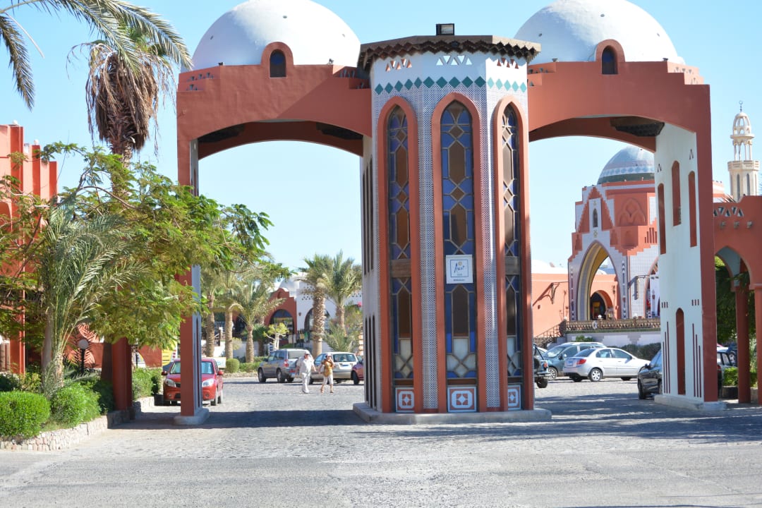 Zufahrt Arabia Azur Resort