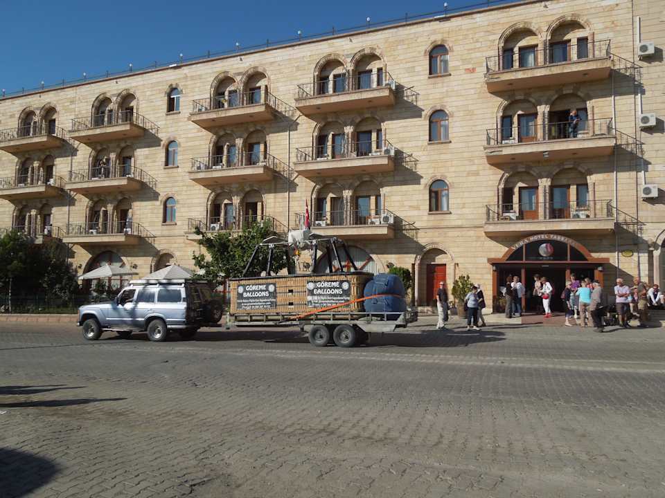 Hotelaussenansicht Hotel Tassaray