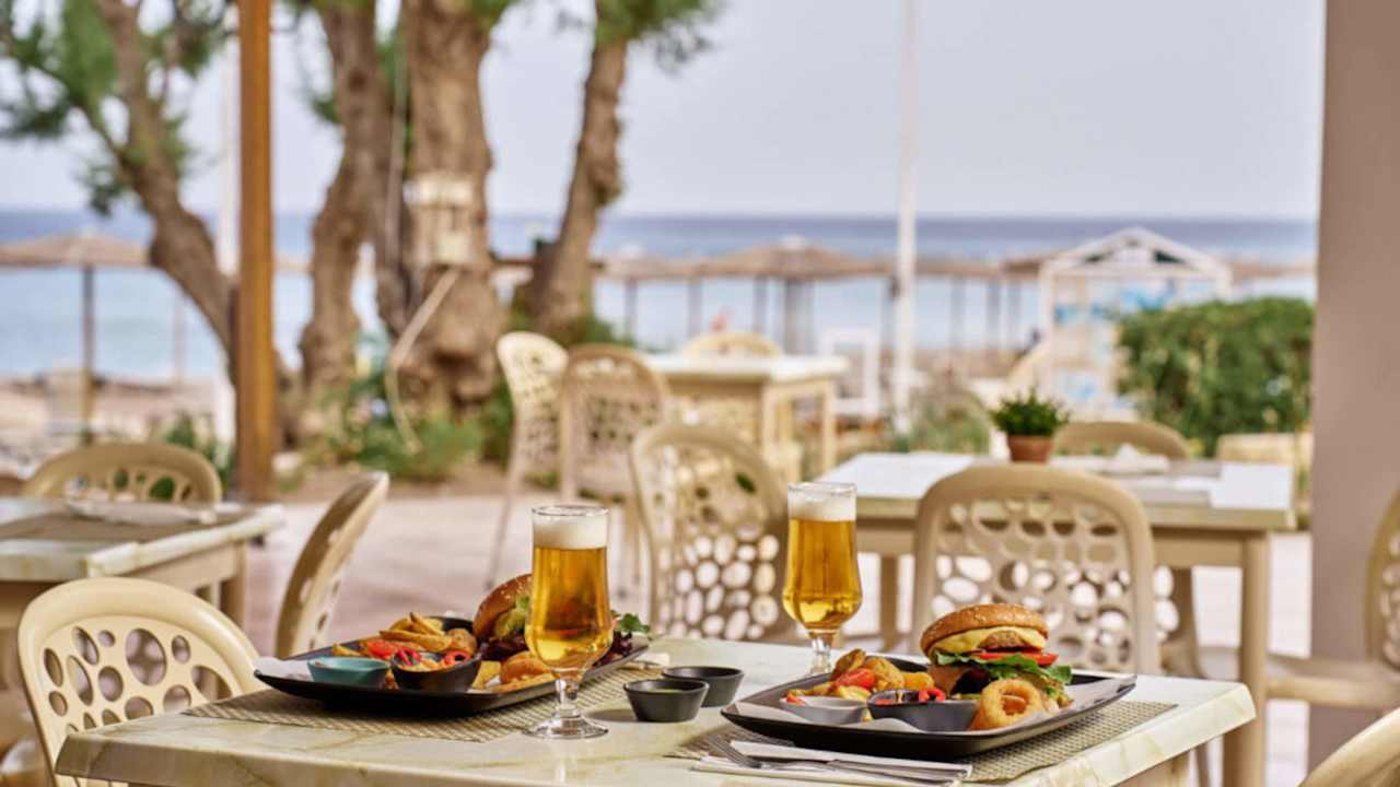Gastro Blue Sea Beach Resort