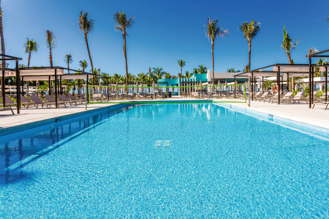 Pool Hotel Riu Vallarta