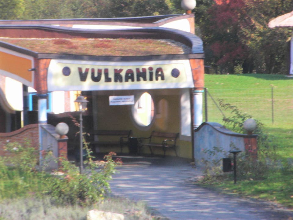 Eingang Vulkania Rogner Bad Blumau