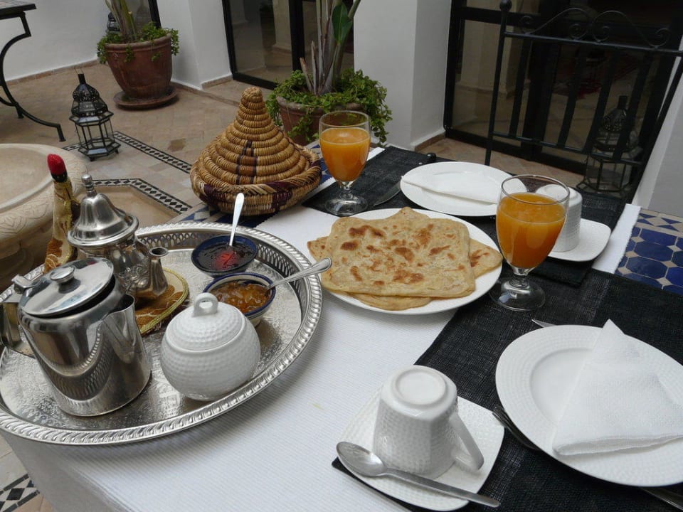 Le Petit déjeuner marocain Riad l'Orange Bleue