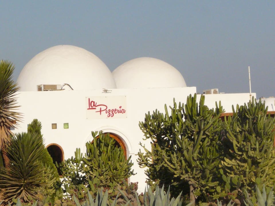 Gastro Hotel Gorgonia Beach Resort