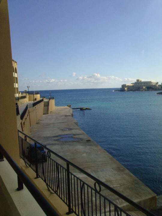 Marine entrance and nice sunny spring day          Verdi St George's Bay Marina