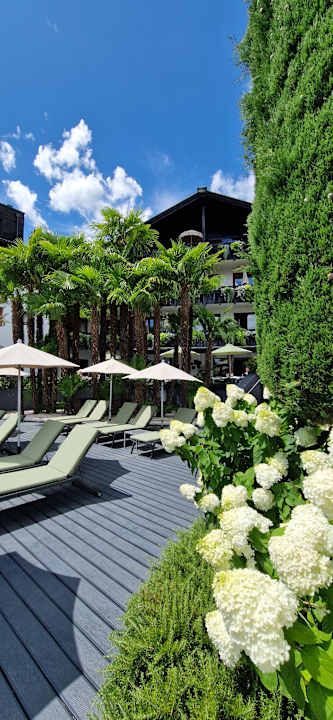 Pool Tirolensis - Luxury All Inclusive