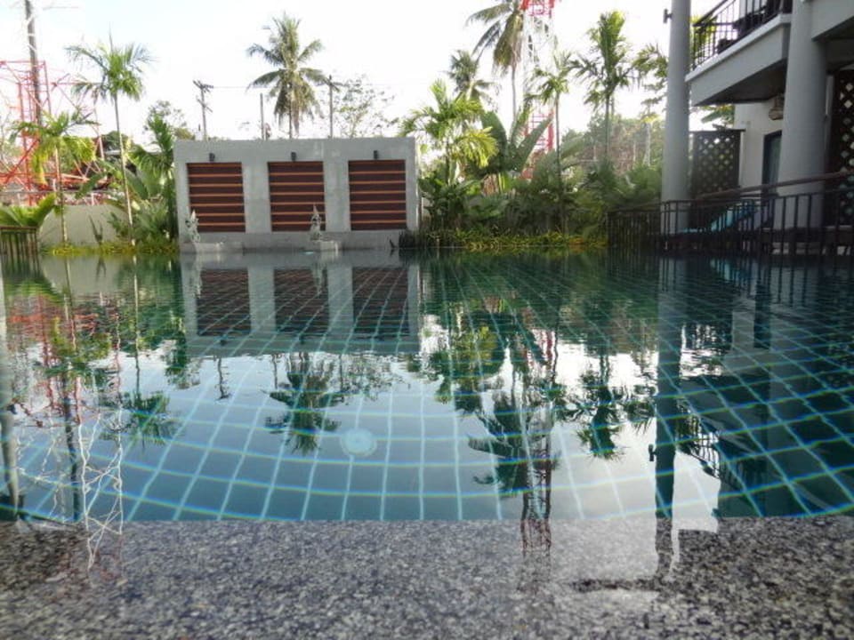 Pool Hotel Navatara Phuket Resort
