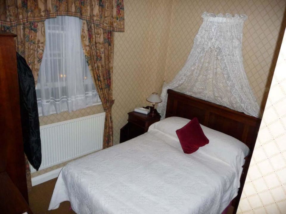 Room27 Hotel Bush Hall Hertfordshire