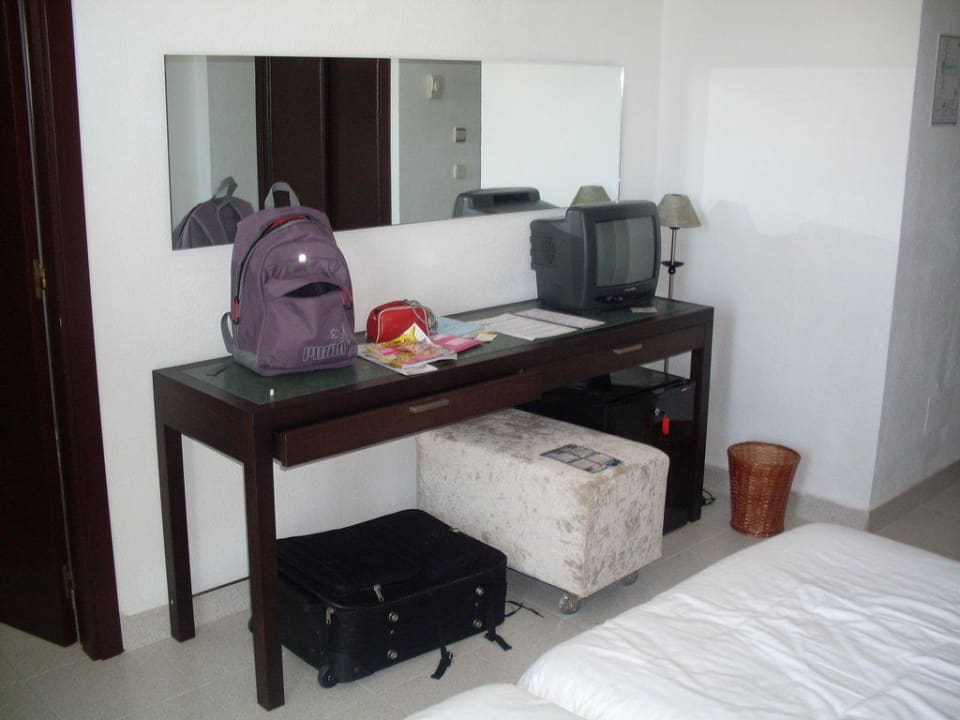 Zimmer Smy Portocolom