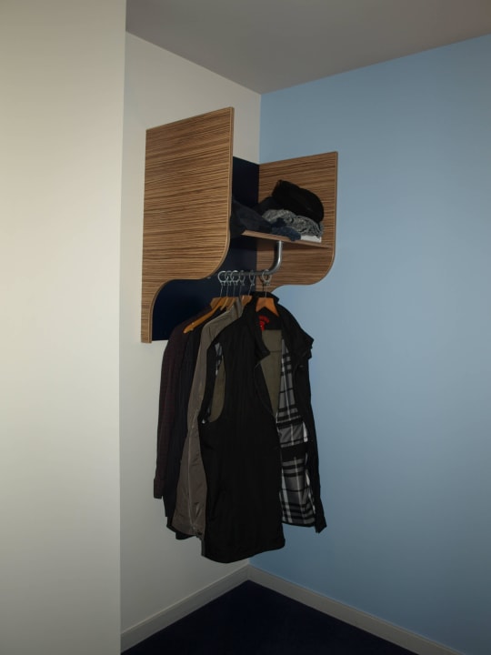 Kleiderablage Travelodge London Central Tower Bridge