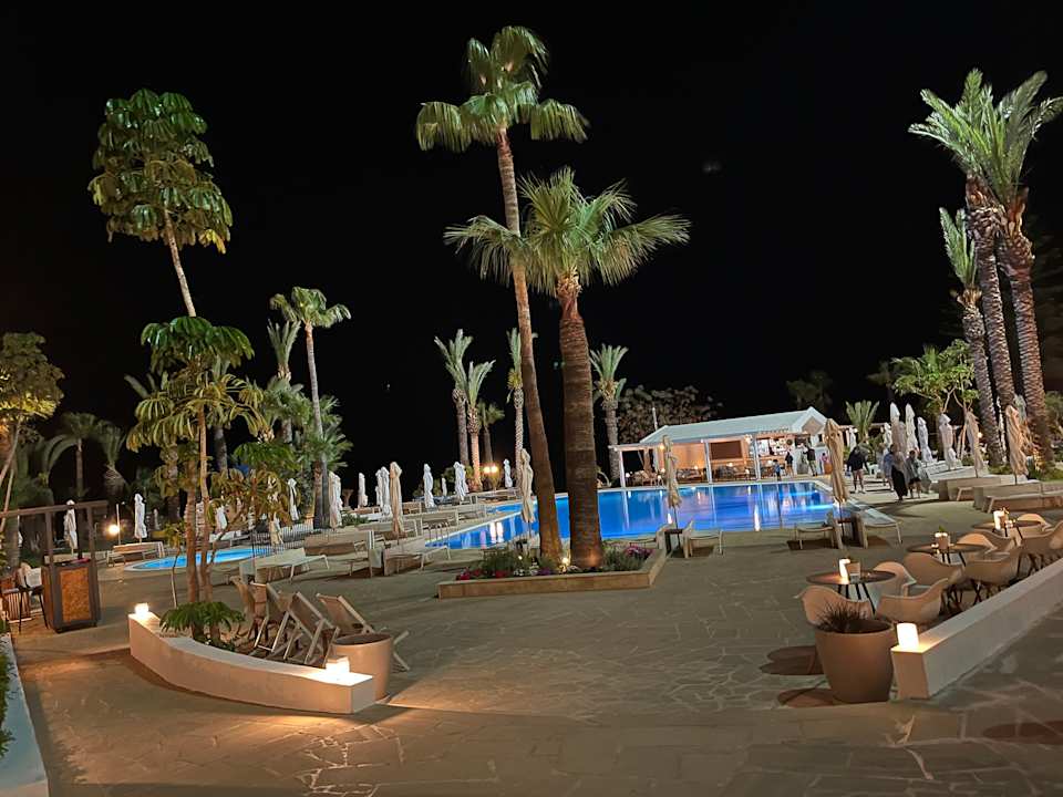 Ausblick Crystal Springs Beach Hotel