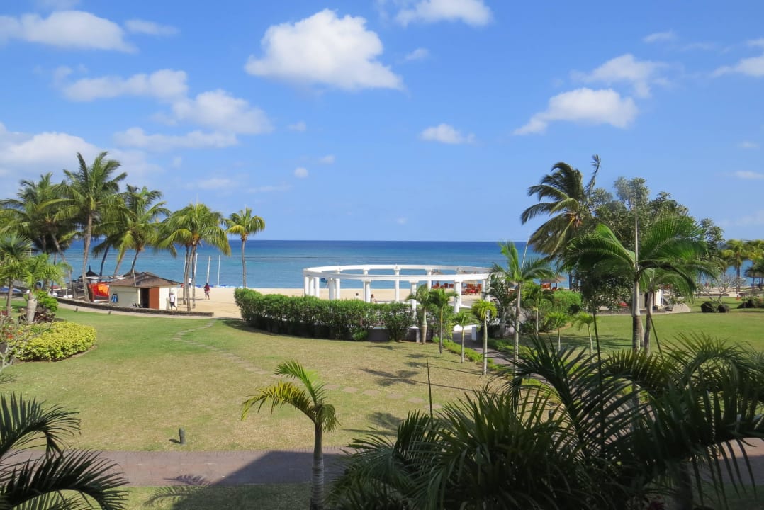 Blick vom Balkon  Le Meridien Ile Maurice