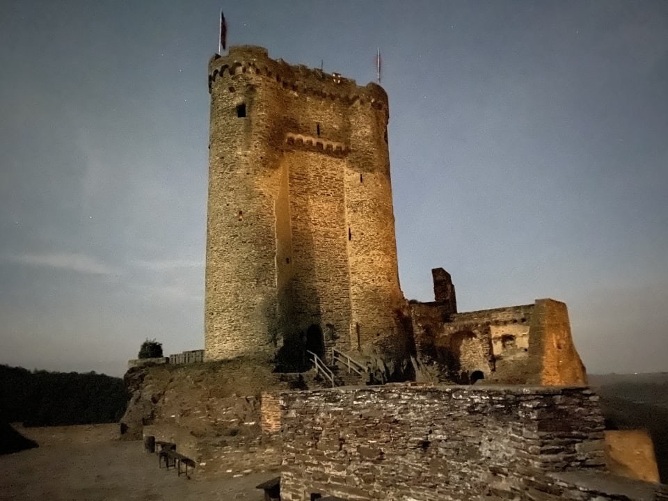 Ausblick Burghotel Ehrenburg