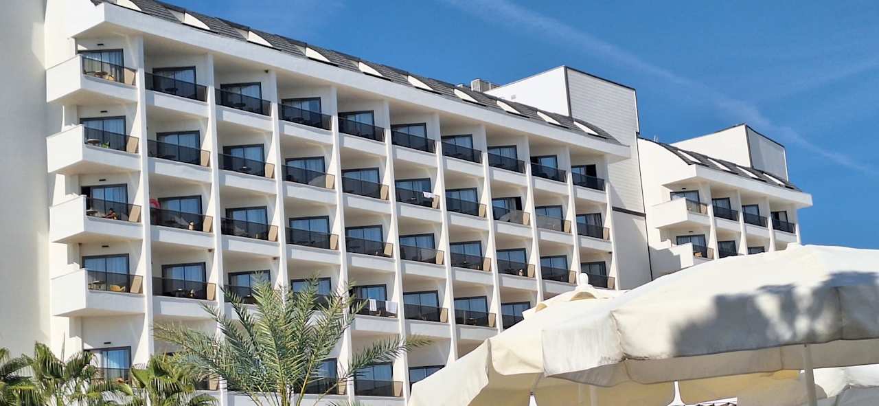 Außenansicht Calido Maris Hotel