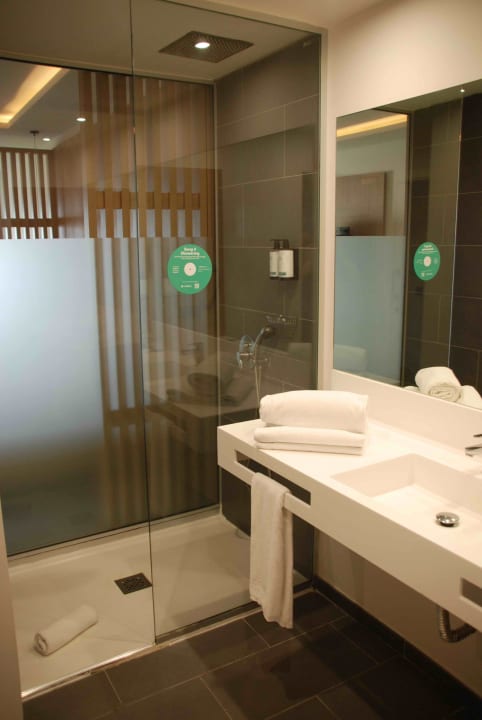 Zimmer Occidental Roca Negra