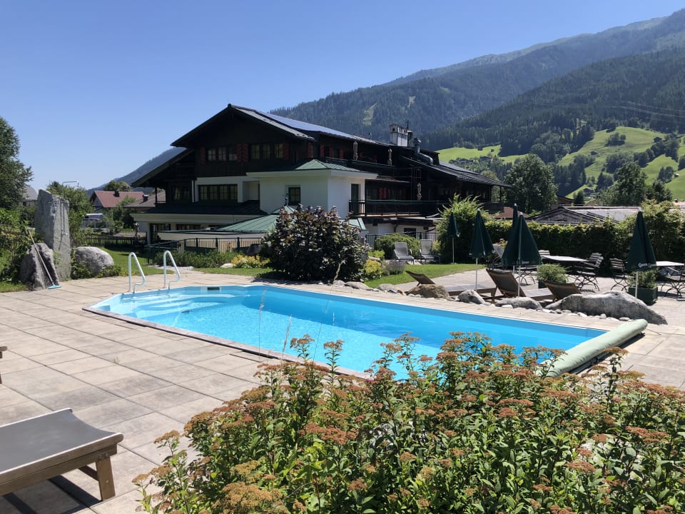 Pool Hotel Senningerbräu