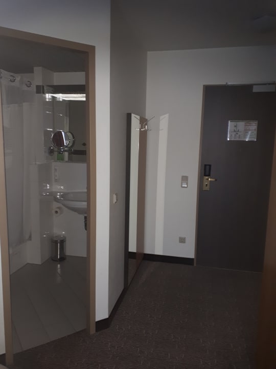 Zimmer FOUR Essen City Centre