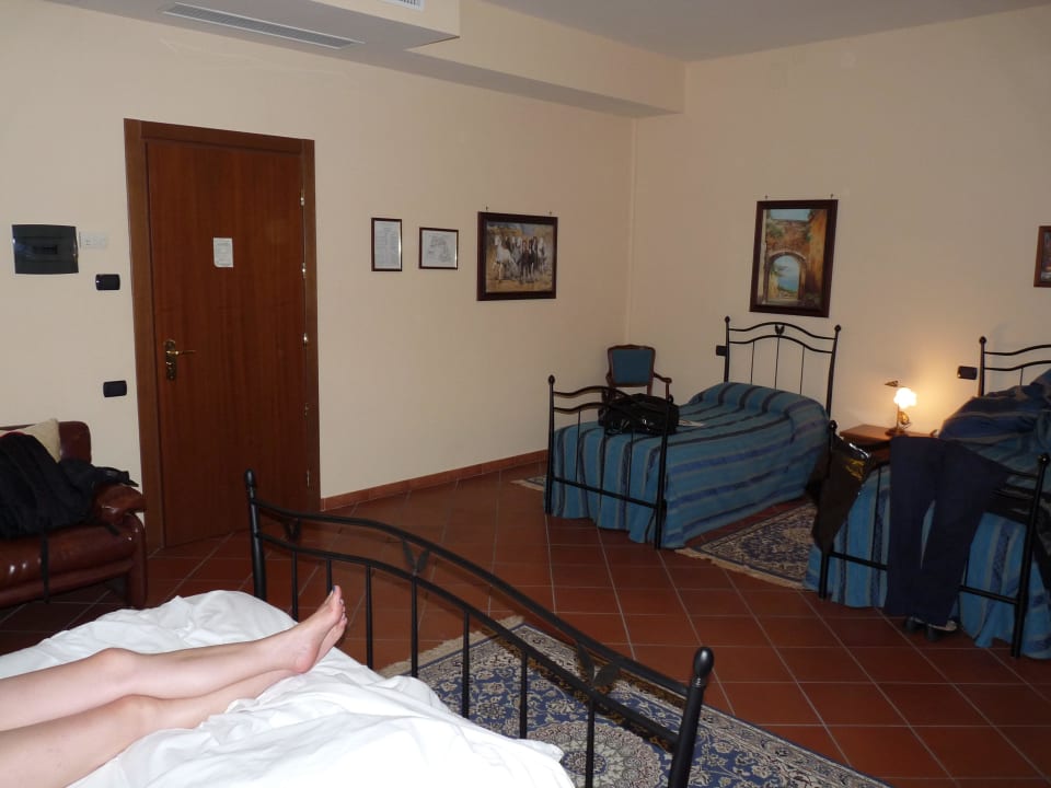 Zimmer Grand Hotel Capodimonte