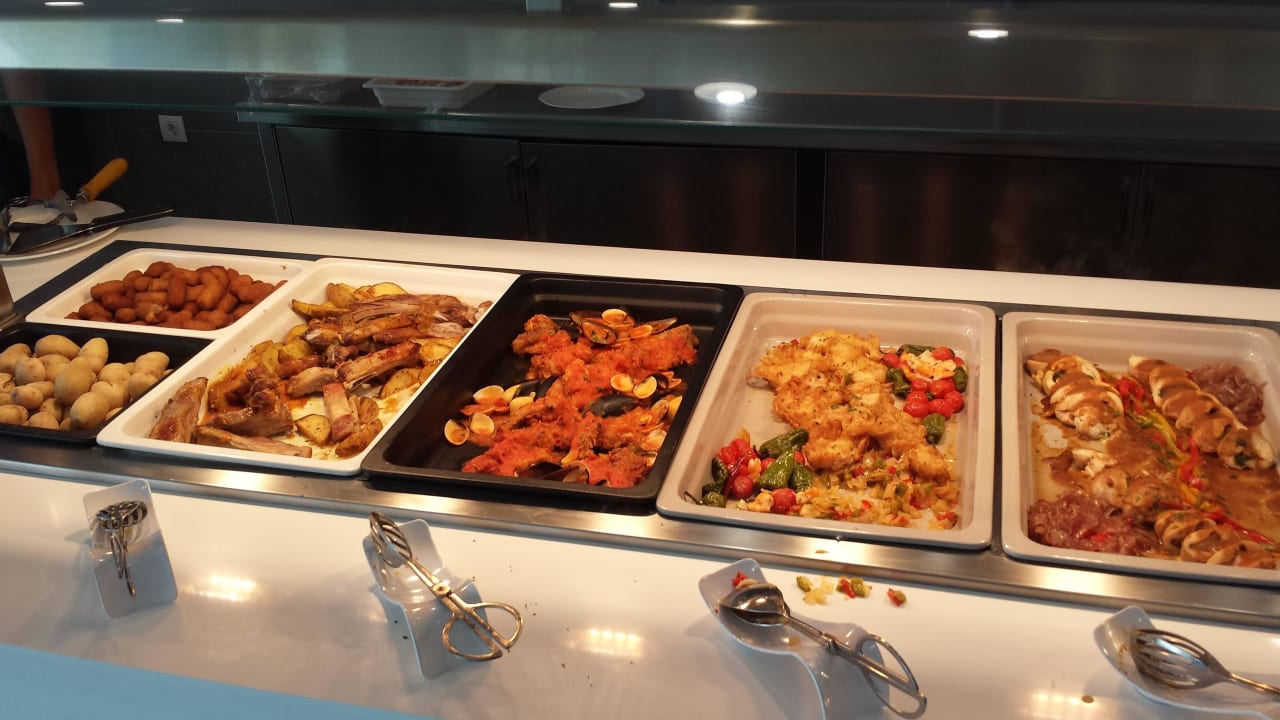 Mittagsbuffet LABRANDA Marieta - Adults only