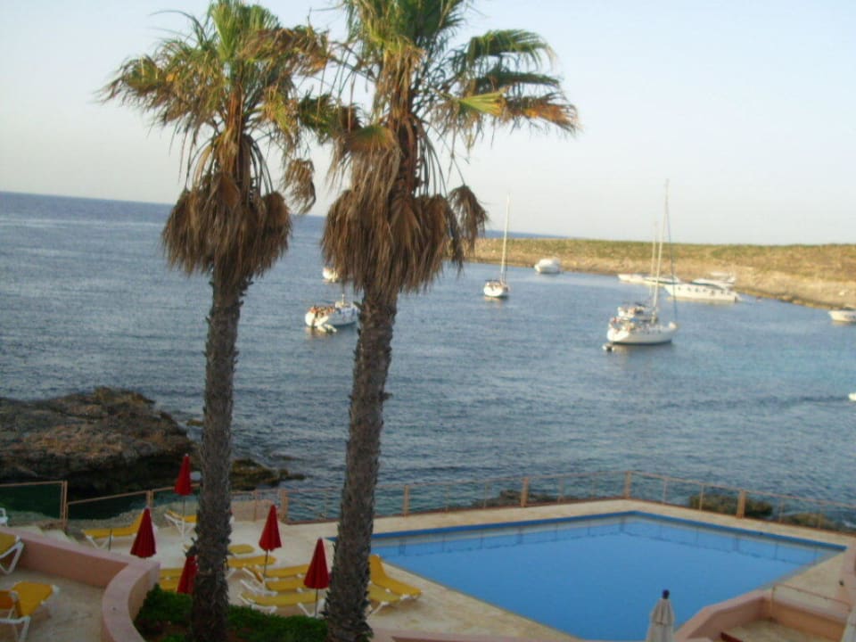 Pool Hotel Comino Comino Hotel & Bungalows