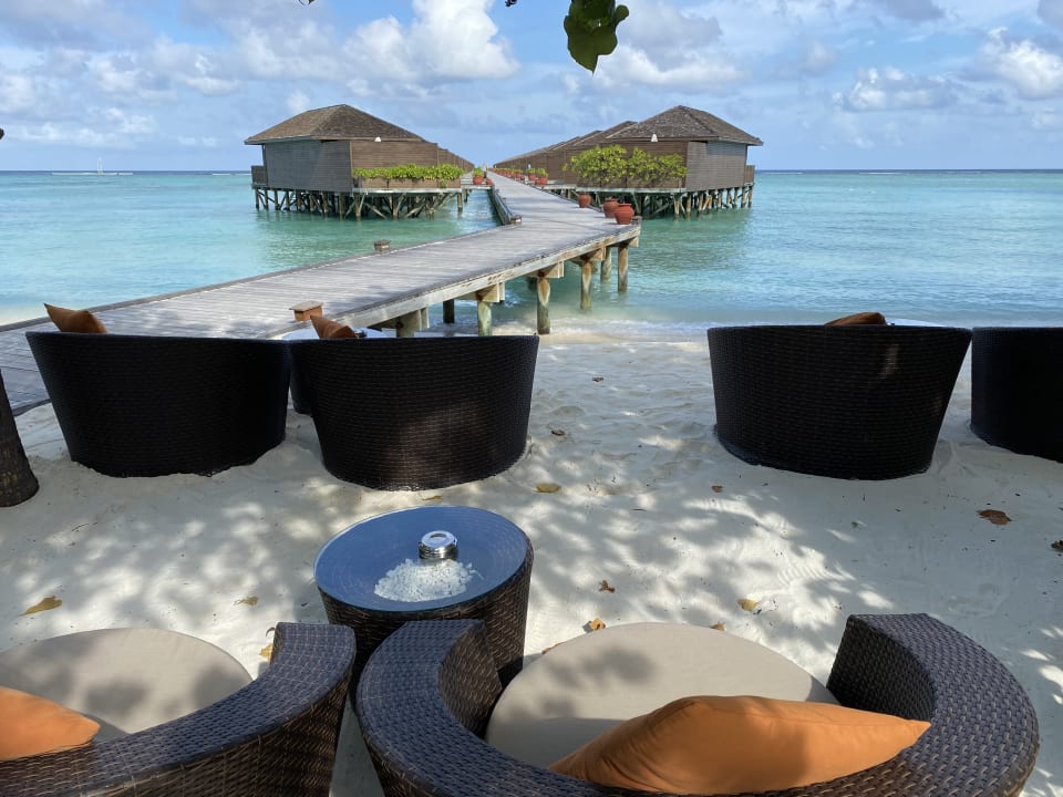 Strand Meeru Maldives Resort Island