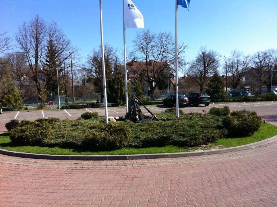 Außenansicht / Parkplatz Hotel Mercure Gdańsk Posejdon