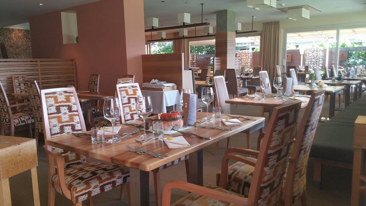 Essbereich Vitalpina Hotel Waldhof