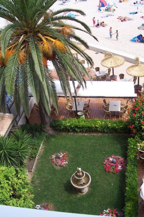 Kleiner Hotelgarten Hotel Club S'Illot