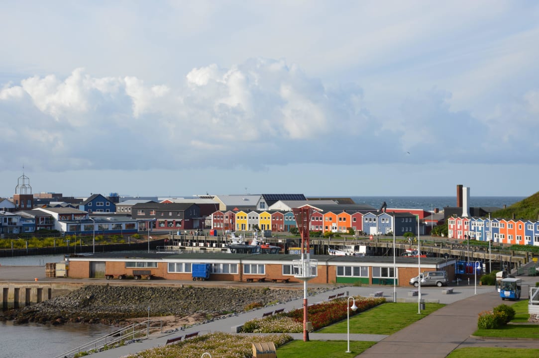 Aus dem Dachfenster Haus am Meer