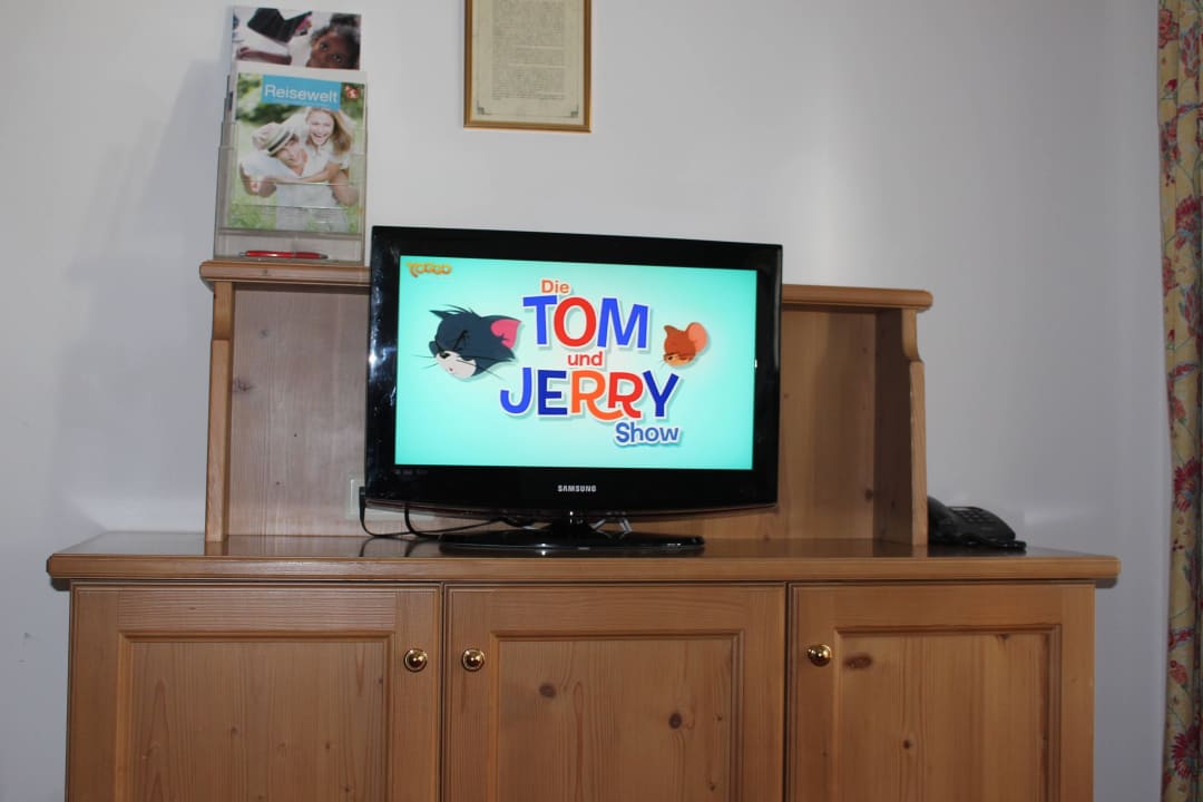 Fernseher Lisi Family Hotel Reith bei Kitzbühel