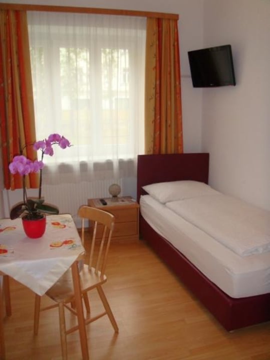 Einzelzimmer salzburgrooms.com