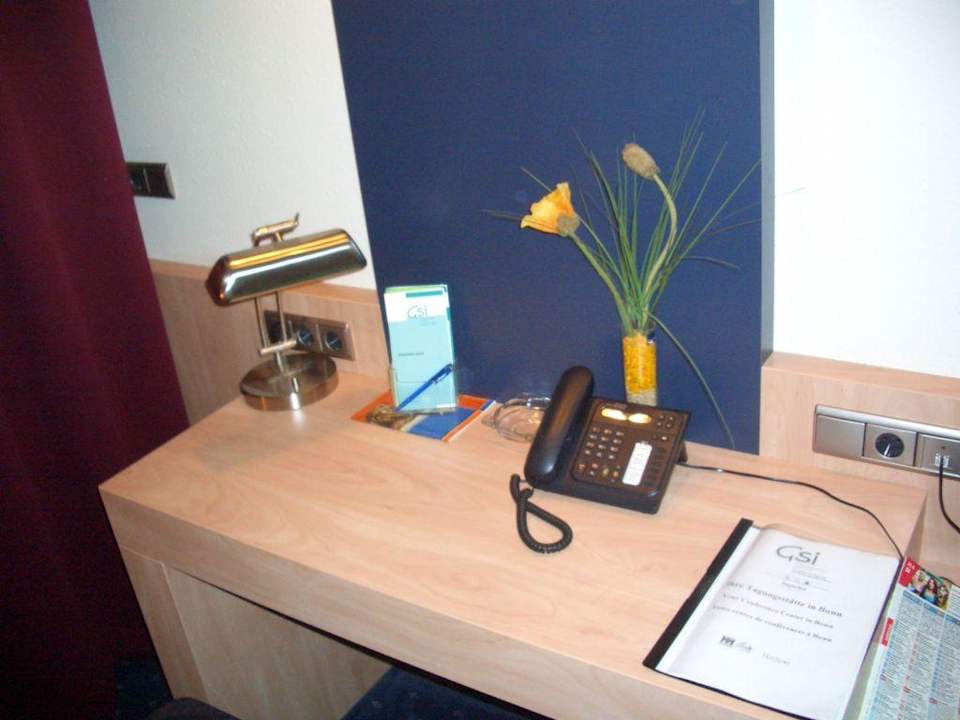 Schreibtisch GSI Hotel Bonn