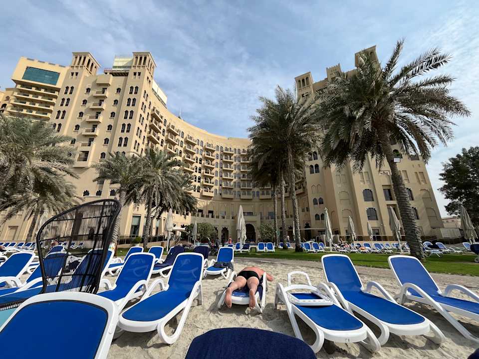 Außenansicht Bahi Ajman Palace Hotel