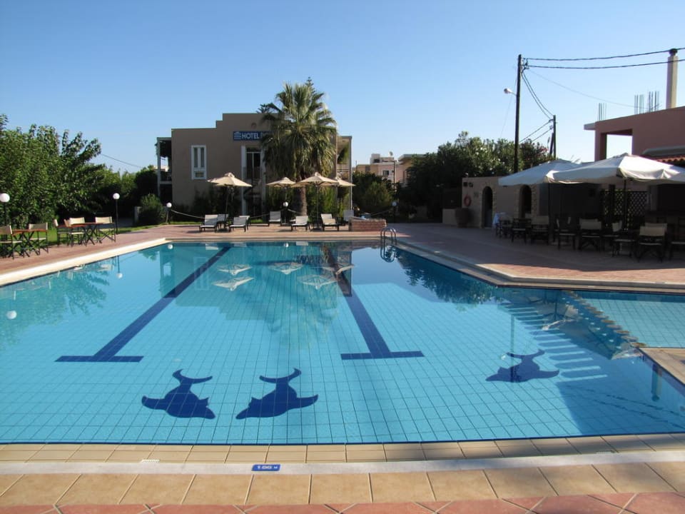 Poranek w hotelu Peli Hotel Peli