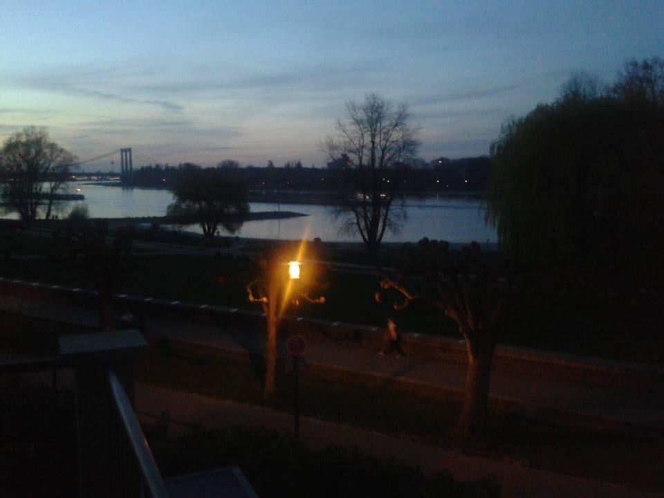 Auf den Rhein Villahotel Rheinblick