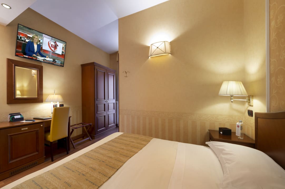 Zimmer Lancaster Hotel